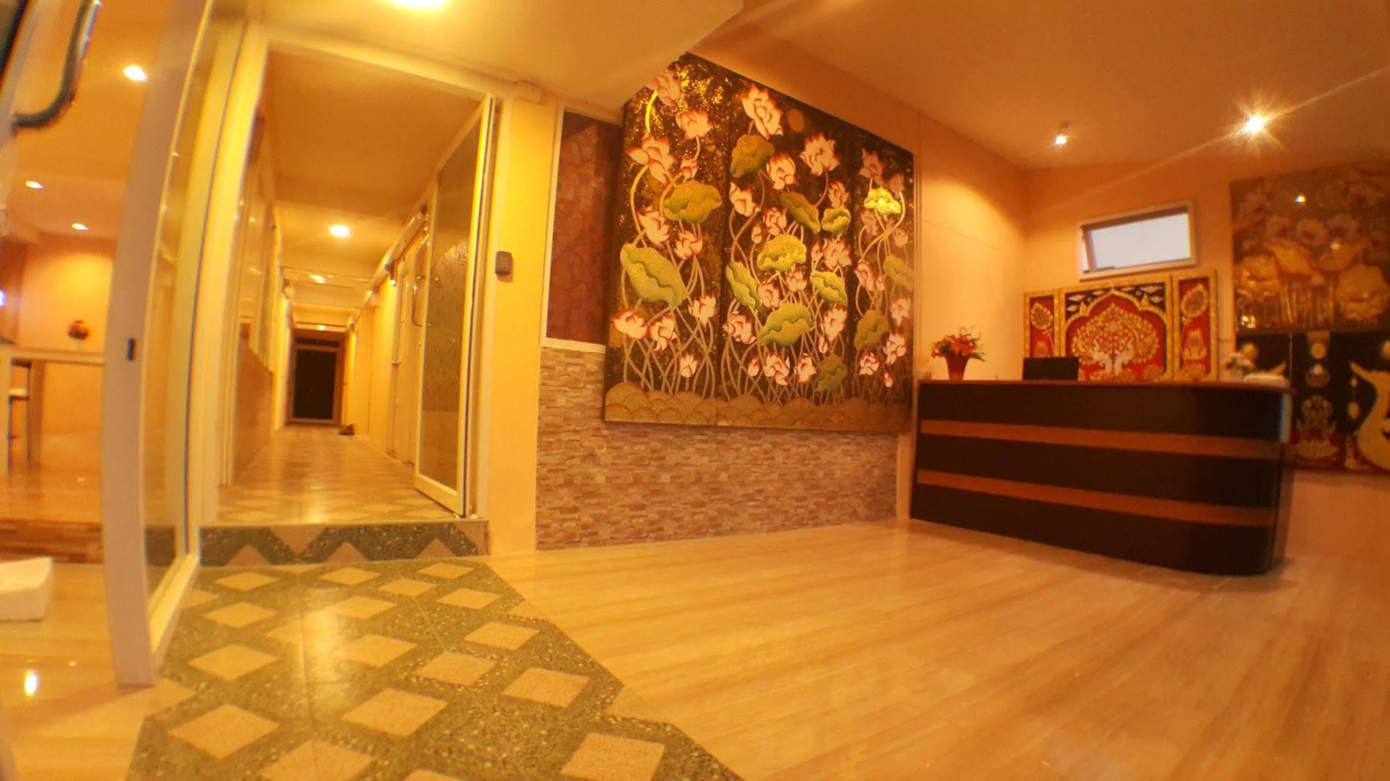 Aparthotel Suansin Art Garden Ban Lat Krachaeng Zewnętrze zdjęcie