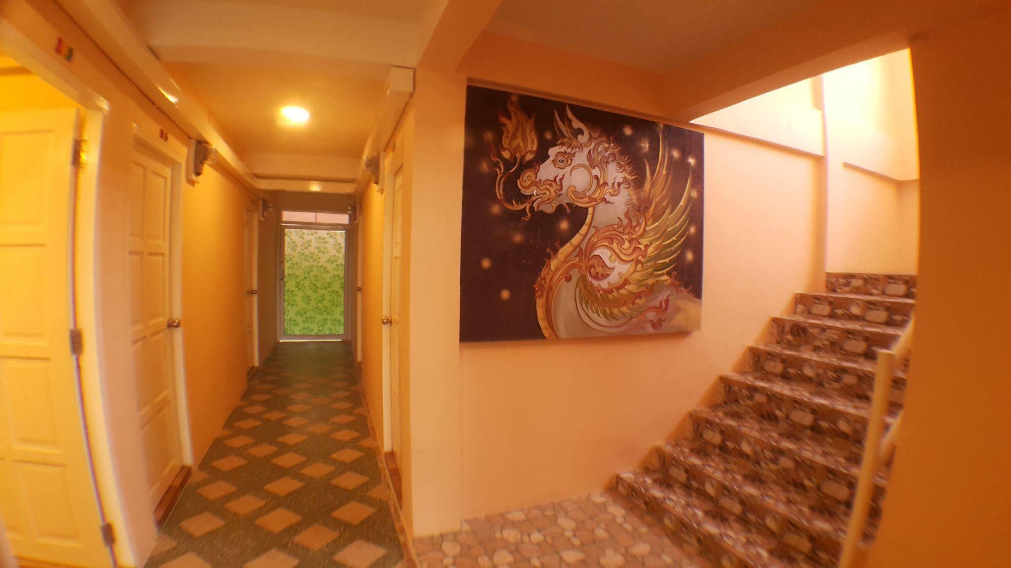 Aparthotel Suansin Art Garden Ban Lat Krachaeng Zewnętrze zdjęcie