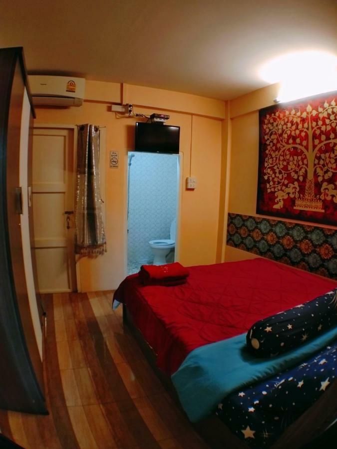 Aparthotel Suansin Art Garden Ban Lat Krachaeng Zewnętrze zdjęcie
